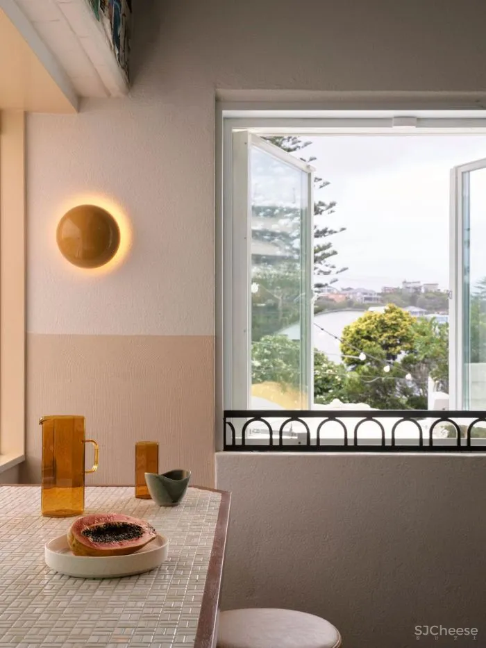 HARBORD HOTEL RENOVATION BY ALEXANDER - CO.