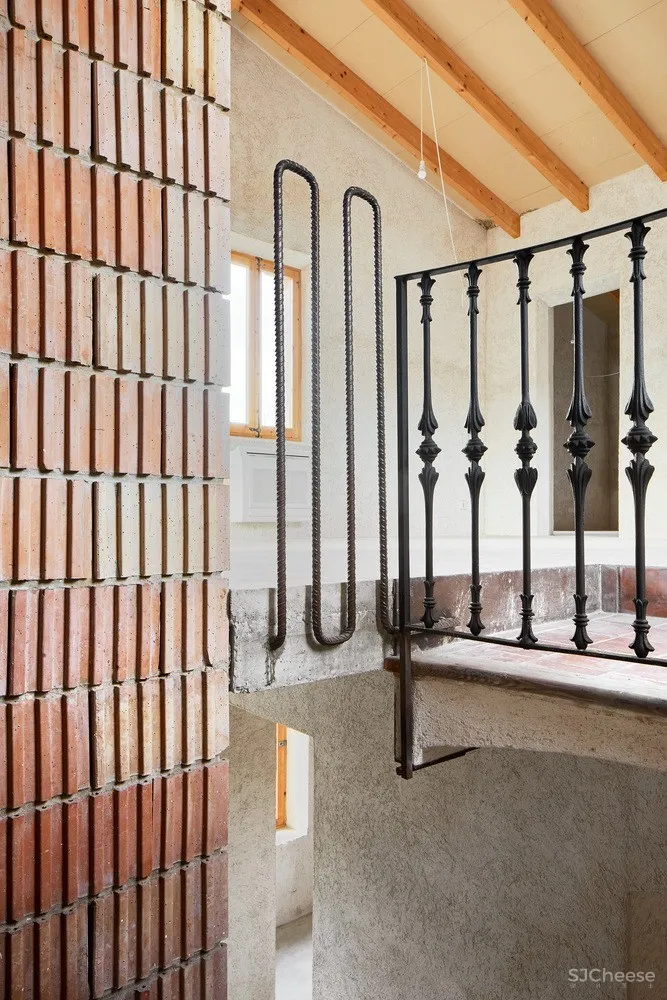 Aulets Arquitectes:巴塞罗那改造住宅 Enological Station