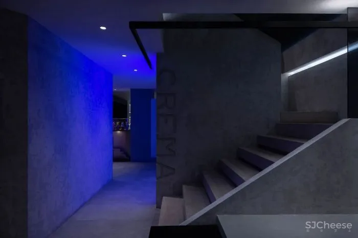 Topworks Lab×CREM@:潮玩运输计划