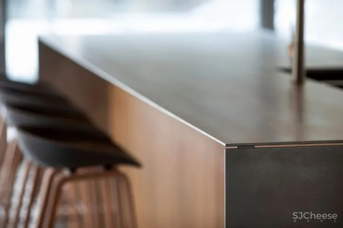 naturehumaine │ 悬浮在森林中的住宅,隐逸而宁静