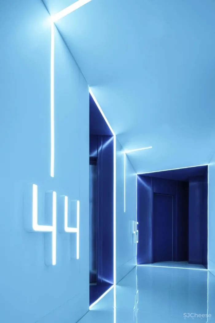 寸匠FF：赛铂电竞酒店