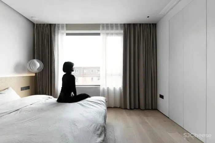 130㎡禅意居所,竖百叶与原木太美了!