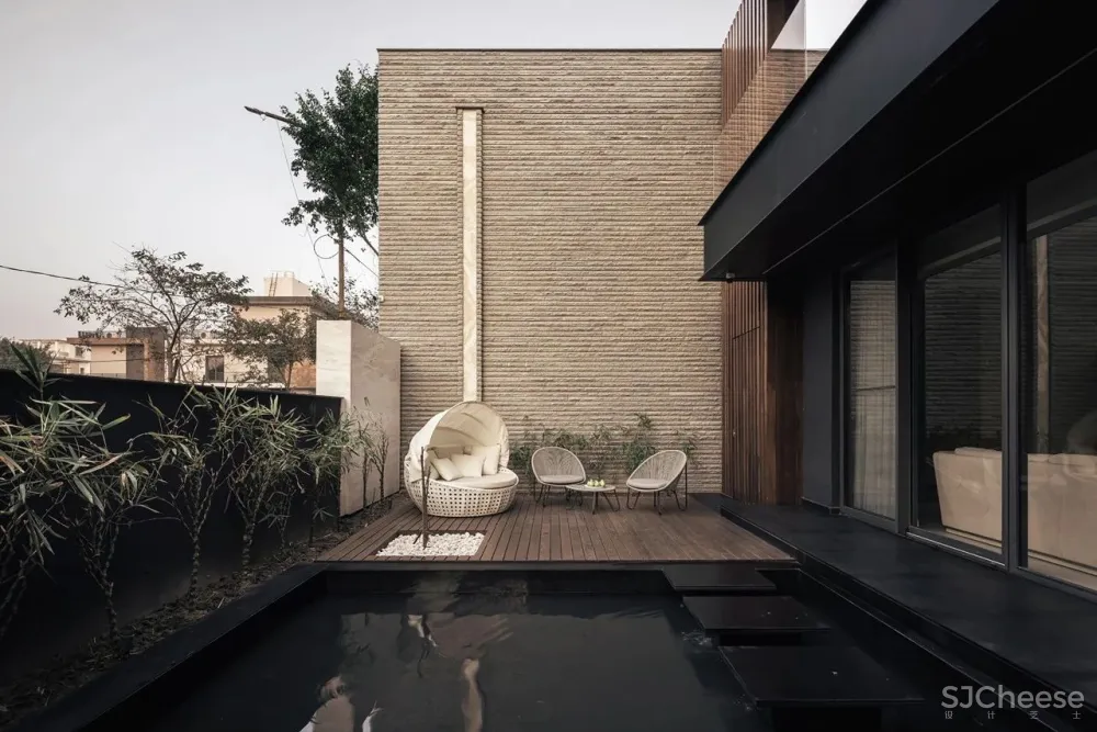 印度Carbonado别墅 23DC Architects