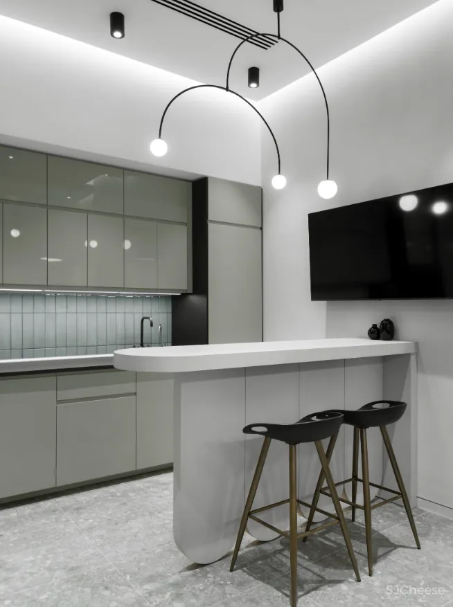 在办公室就能体验登陆太空，竟然有点炫酷！996也能愉快工作了？