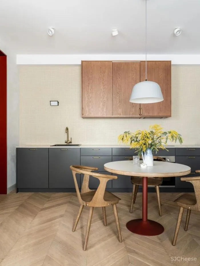 二人世界如此惬意，窝在家里也是一种幸福