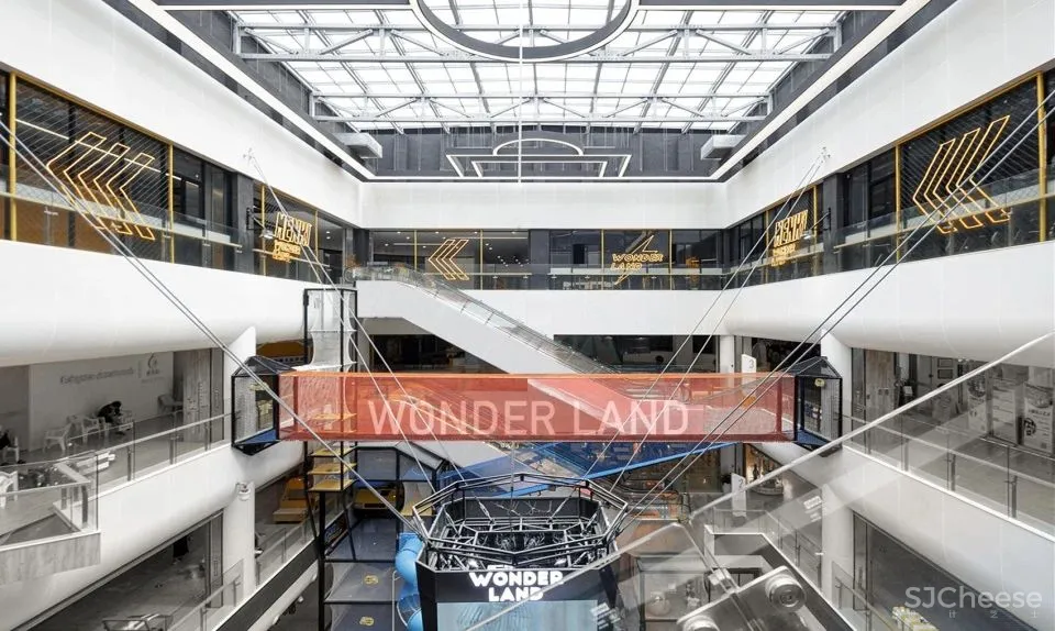 新作 丨 属于家庭的成长式商业综合体 海宁万朵城 宇合光年