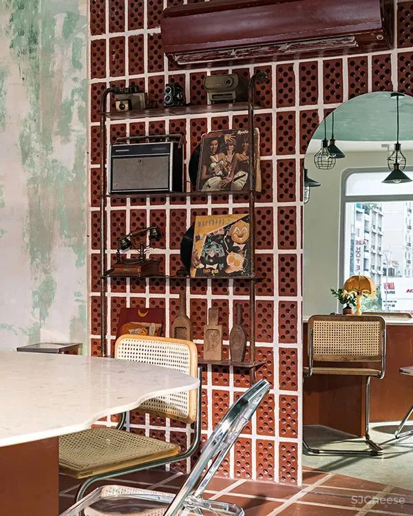 越南新开的创意咖啡馆,这设计很“养眼”