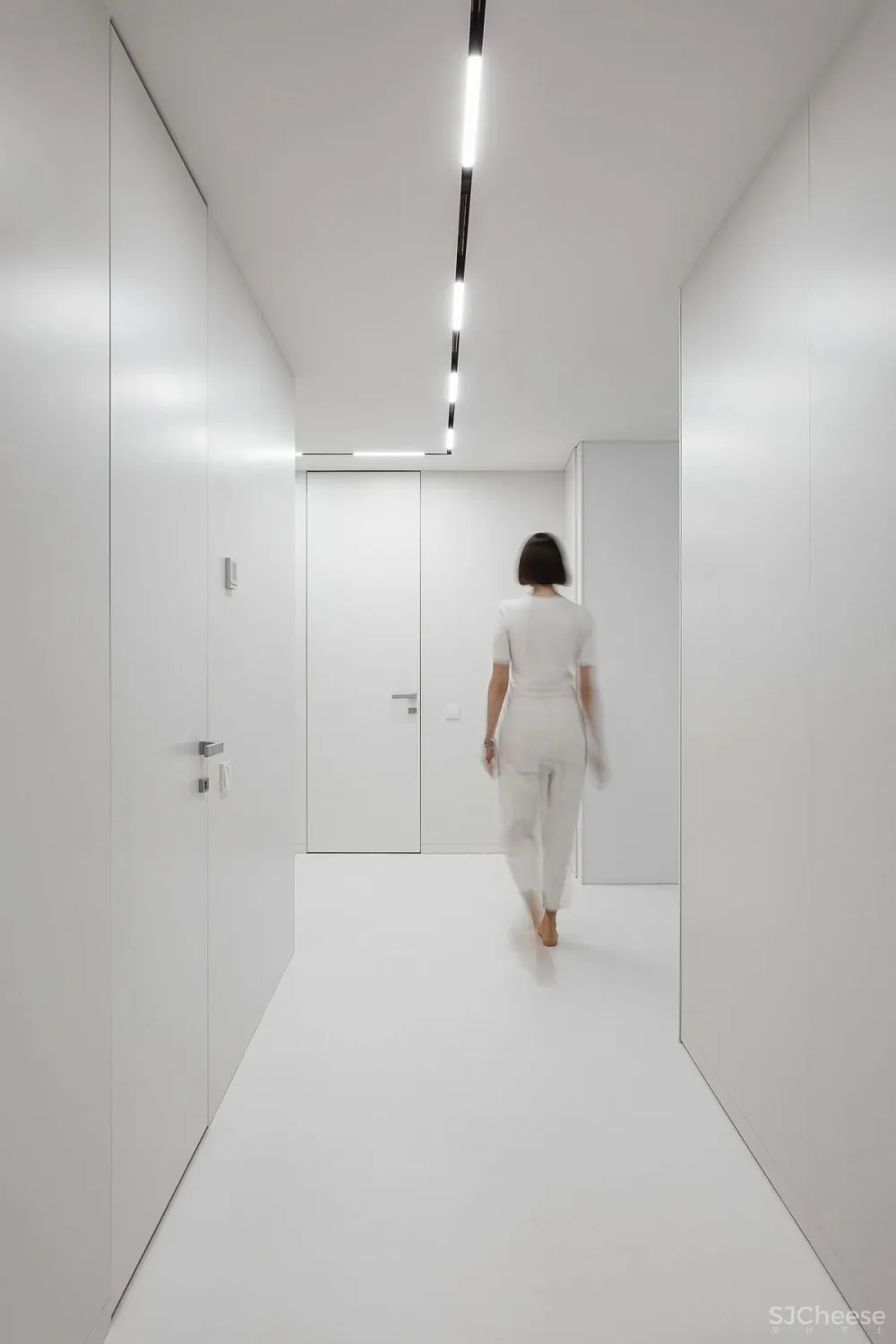 全白色内饰打造凉爽净度