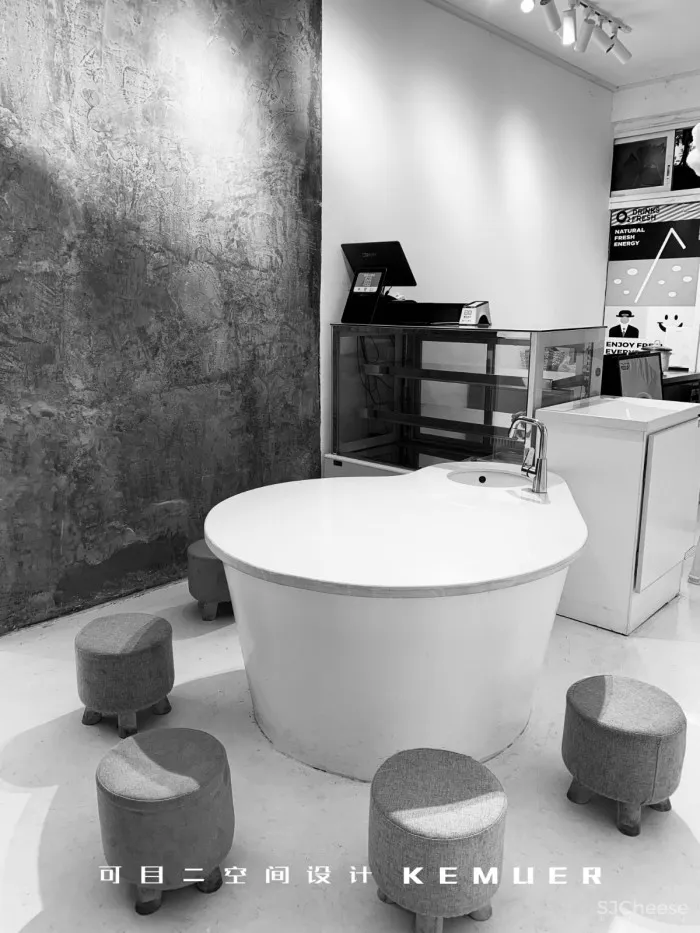 华西鲜时送牛奶概念零售店