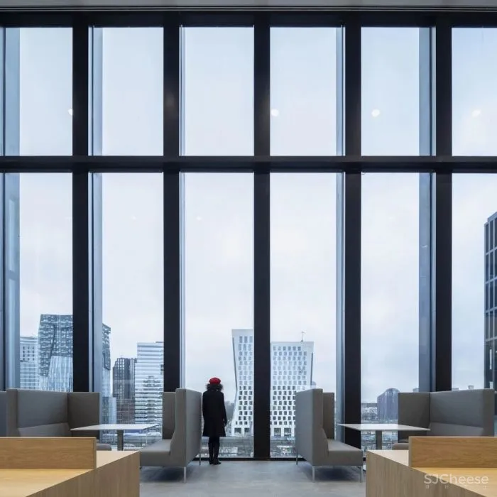 新阿姆斯特丹法院 荷兰最大、最权威的法院