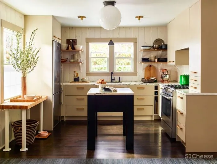 Kevin Dumais 低调奢华,一场来自中世纪的邂逅