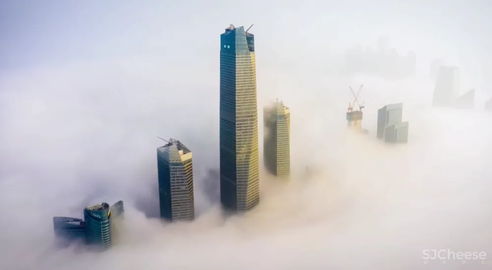 新作丨 海天中心 × 卡纳设计：369米青岛之巅的“可居住的艺术品”