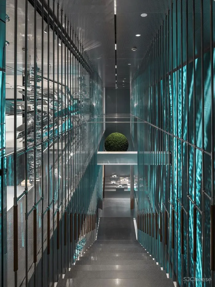 新作丨 红山设计 ECCO全球旗舰店造梦空间,未来世界的修辞