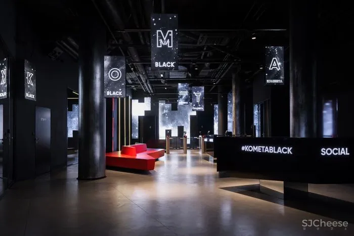 运动的不同维度 莫斯科Kometa Black健身俱乐部