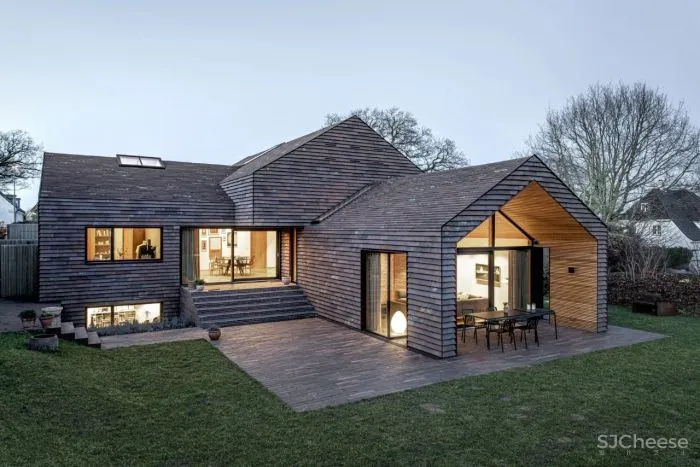 C.F. Møller设计 红砖堆砌的几何体 “E 别墅” 简约坚硬且舒适雅致