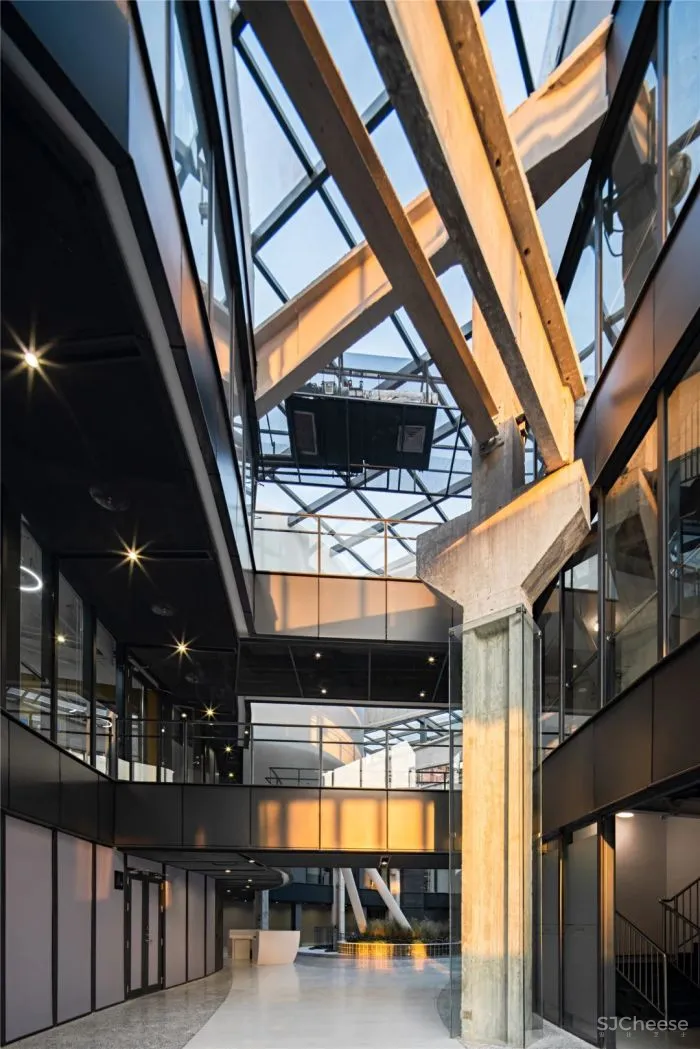 老厂房转身变新花园·中关村数创产业基地 清石设计「星作」