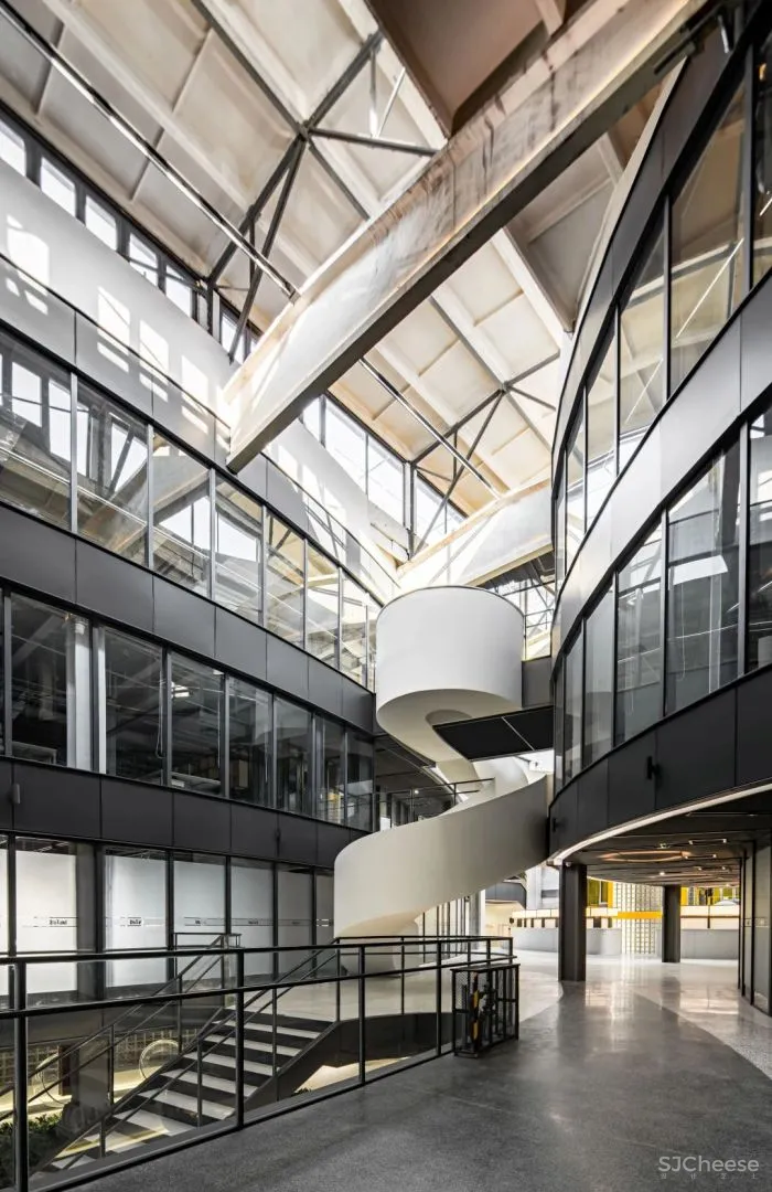 老厂房转身变新花园·中关村数创产业基地 清石设计「星作」