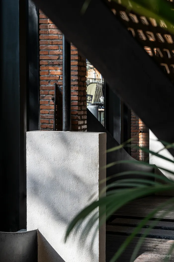 李聪 - 陈书灏 • 莫干山蚕种场｜历史保护建筑“化茧成蝶”