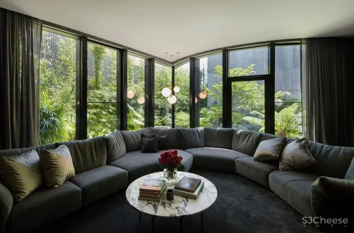 Wood Marsh Architecture丨墨尔本“雕塑”住宅，将现代艺术放大