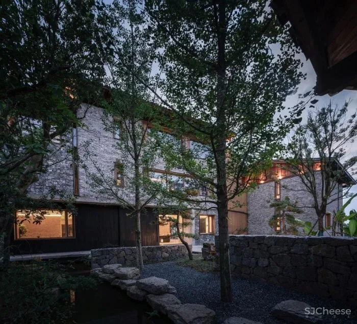 远山近林皆为景:张家界绝景民宿林语山房