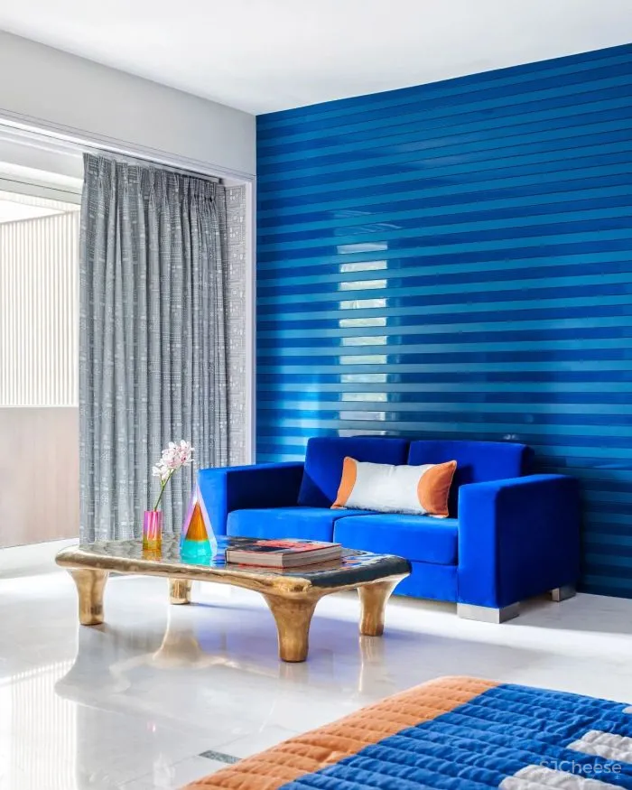 混合文化对冲的公寓,碰撞出鲜艳的艺术美感!