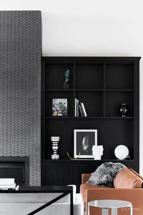 经典黑白的独栋别墅，让家沉淀时光的优雅！