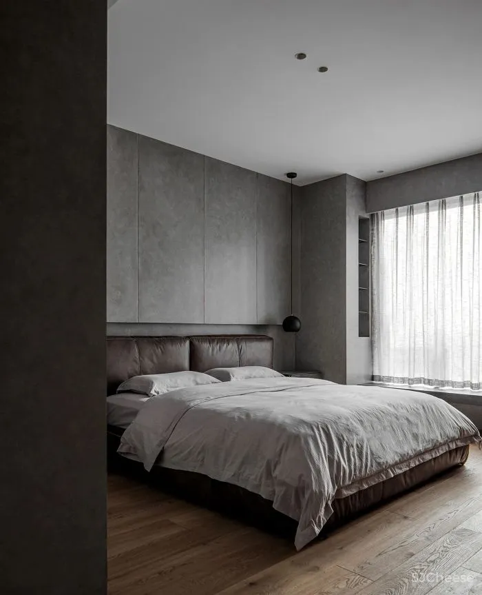 境壹设计丨 暗调咖啡,130㎡奢享一人居