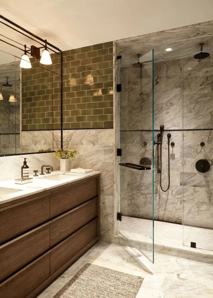 Kevin Dumais 低调奢华,一场来自中世纪的邂逅