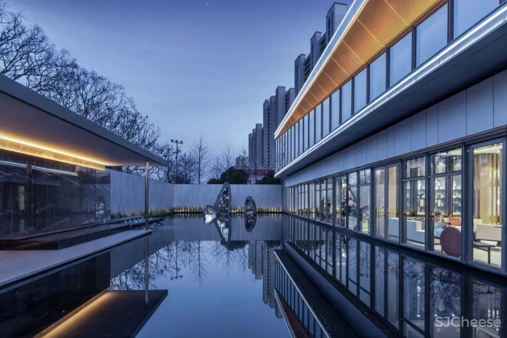 新作丨矩阵纵横:常州景瑞·宸运天赋售楼处 超前意识打破传统艺术