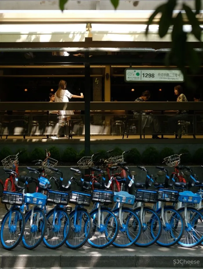 GTD新作丨 市井里巷下的光与影 RAY PUB 暗光精酿咖啡