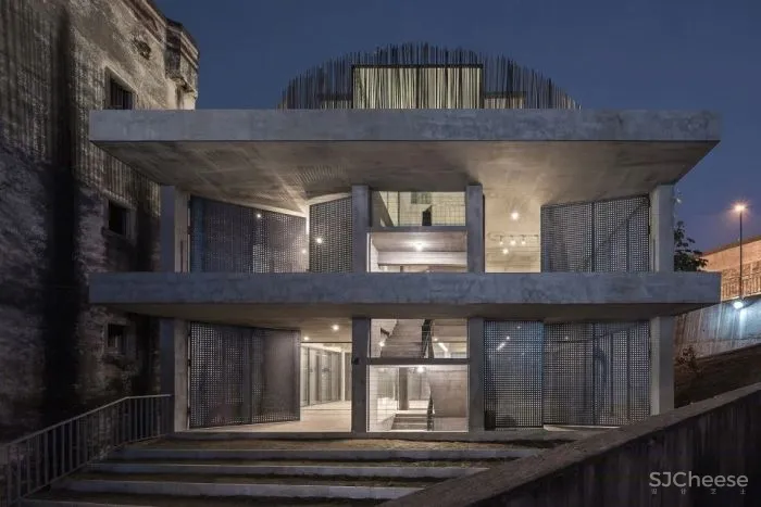 会“呼吸”的多米诺展馆 深圳大学 本原设计研究中心