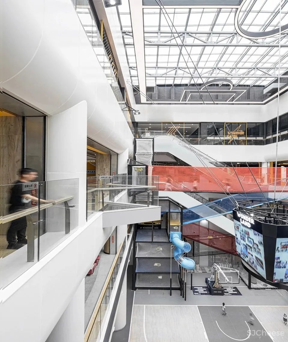 新作 丨 属于家庭的成长式商业综合体 海宁万朵城 宇合光年