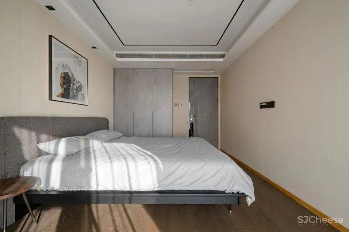 160㎡现代，深色端庄空间，简约舒适家具，营造出成熟稳重气质