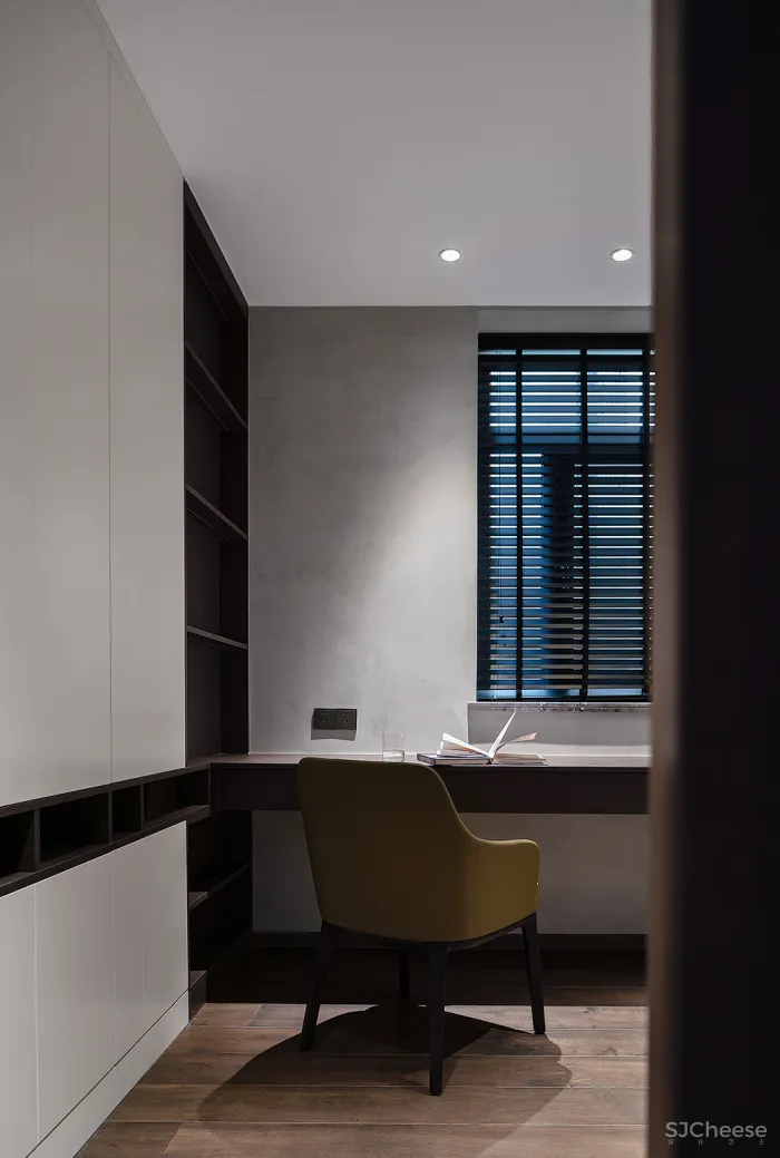 新作丨 夏承龙:240㎡极简私宅,克制而热烈!