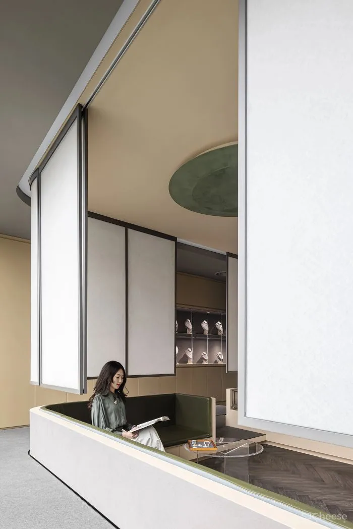 郑小馆新作|缔造臻品,节奏起伏的“寻宝”空间