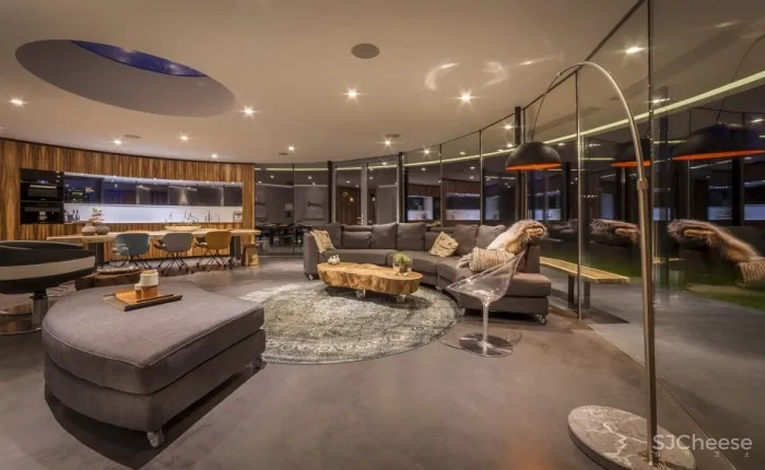 为一条狗设计的全景别墅