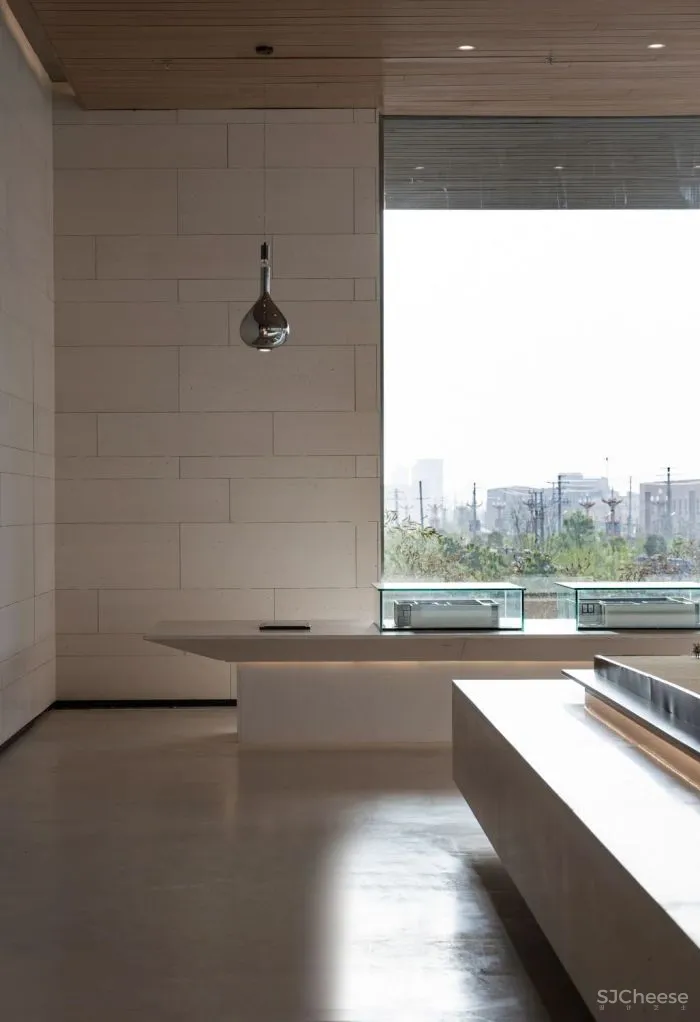 AI DESIGN The Shape Of Water