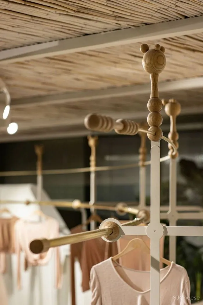 土耳其Ulupinar服装展厅设计,混乱寻求“宁静”的体验