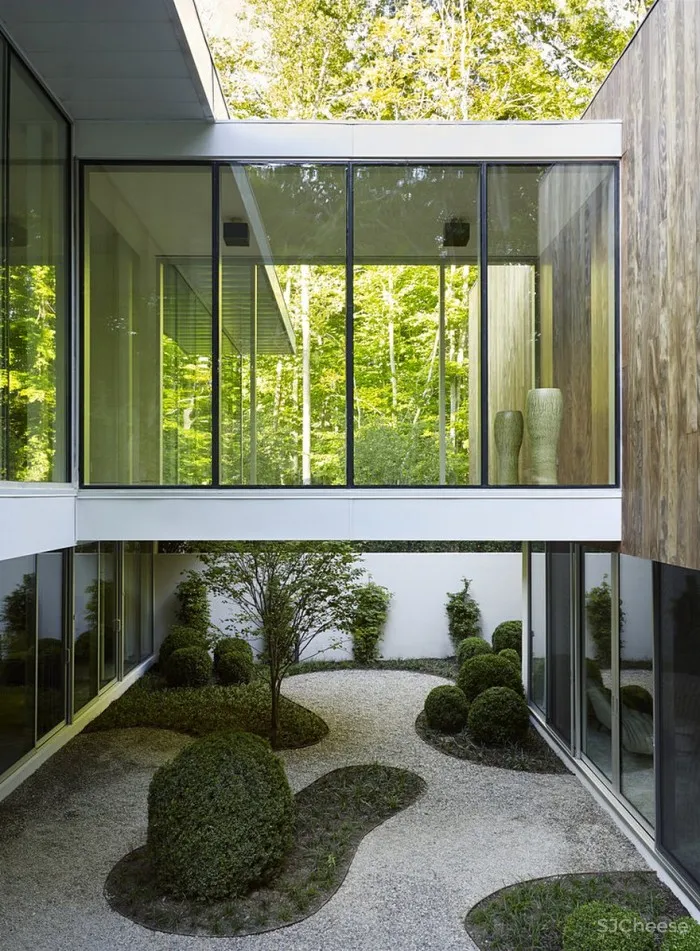 Old Orchard House / Blaze Makoid Architecture