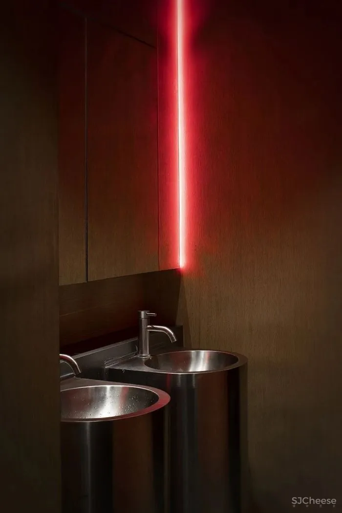 新作 以“戏剧舞台”为灵感 QU烤肉酒馆 木斗设计