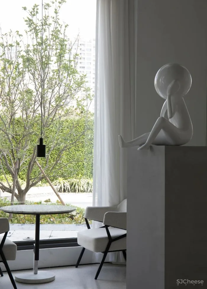 凯佳.江南里售楼中心当代简雅的艺术通感,寓意着未来城居的风向标