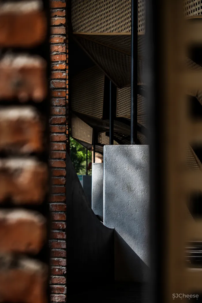 李聪 - 陈书灏 • 莫干山蚕种场｜历史保护建筑“化茧成蝶”