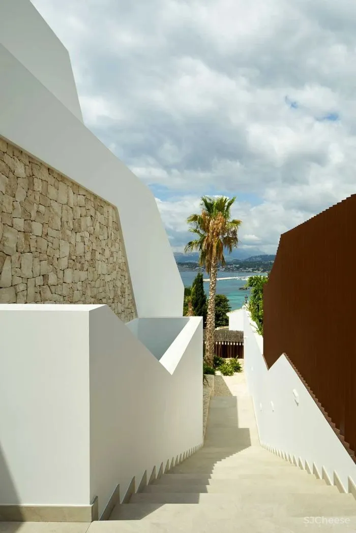 极简住宅设计，屋檐下的那抹灯带是最好的风景