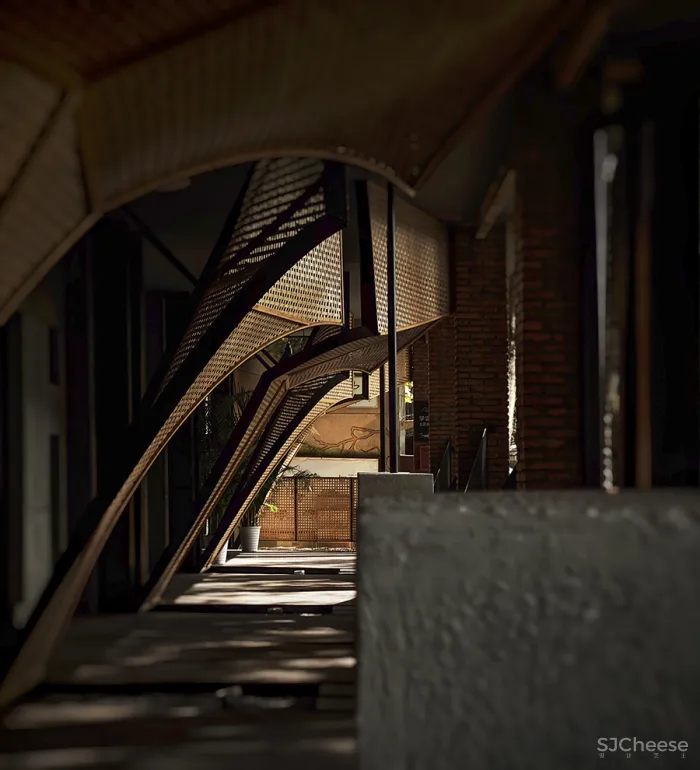 李聪 - 陈书灏 • 莫干山蚕种场｜历史保护建筑“化茧成蝶”