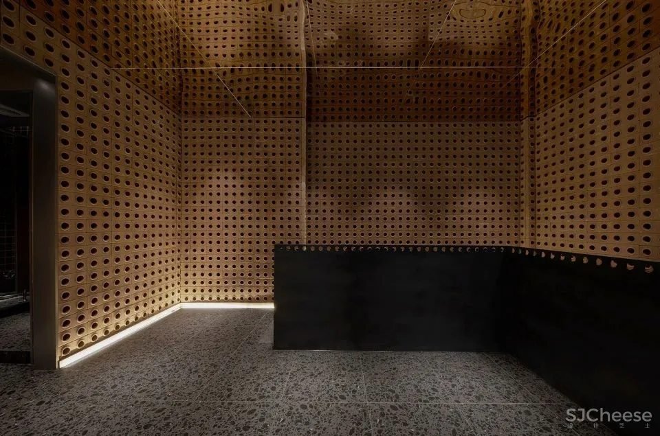 新作 以“戏剧舞台”为灵感 QU烤肉酒馆 木斗设计