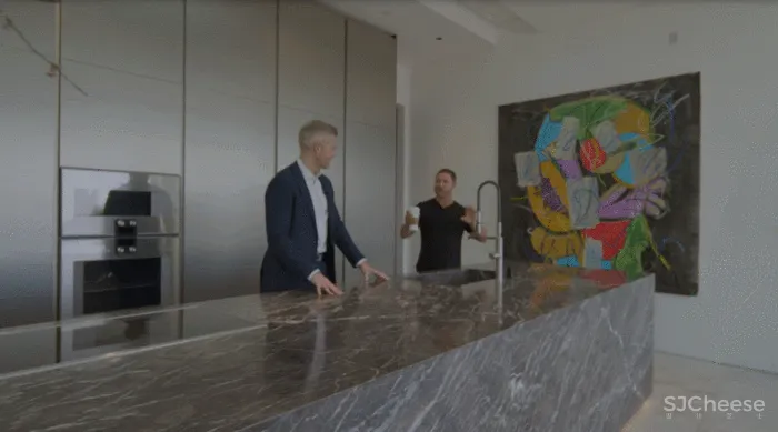 4.2亿比弗利山庄豪宅，1688㎡奢华内饰，光卫生间就14个！