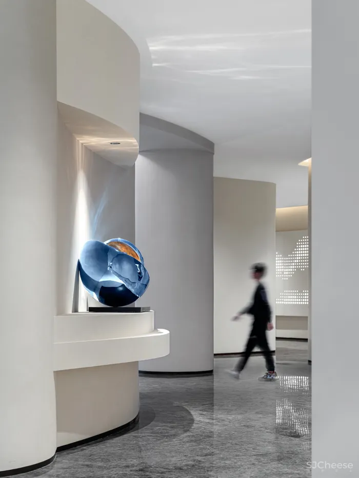 新作丨 GND恩嘉设计:光年 之外!