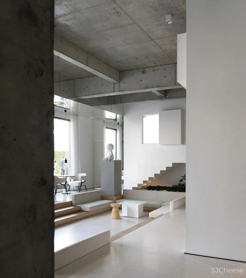 凯佳.江南里售楼中心当代简雅的艺术通感,寓意着未来城居的风向标