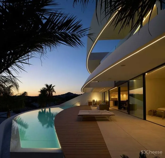 极简住宅设计，屋檐下的那抹灯带是最好的风景