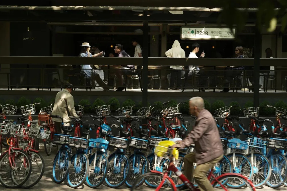 GTD新作丨 市井里巷下的光与影 RAY PUB 暗光精酿咖啡